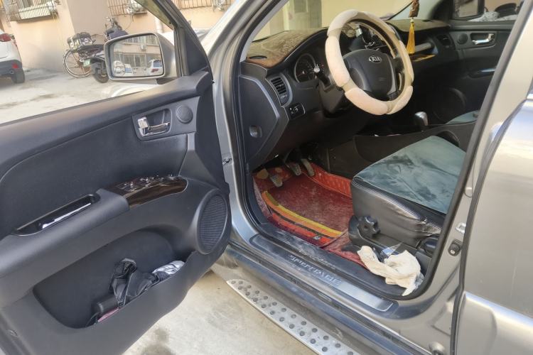 Used Kia Sportage 2013 2.0L Manual Two-Wheel Drive GLS
