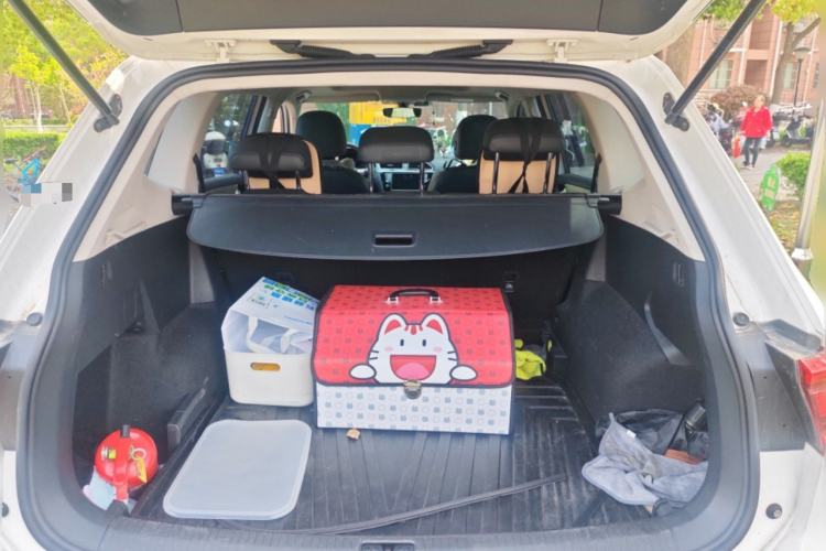 Used Volkswagen Tiguan L 2018 330TSI Automatic Two-Wheel Drive Luxury Edition Trunk