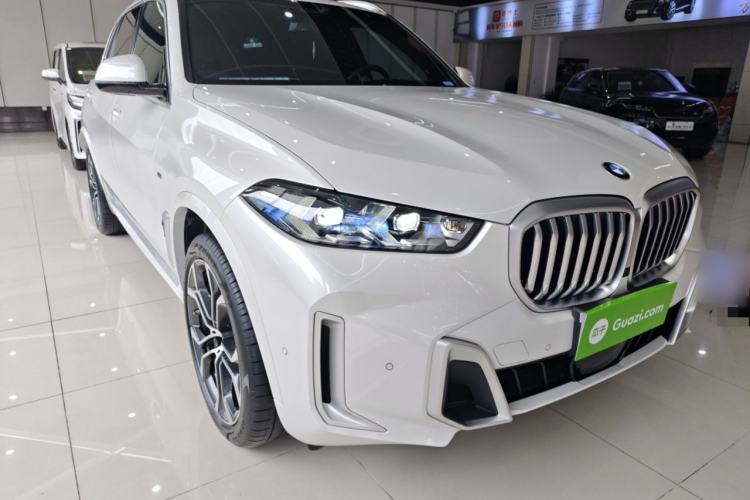 Used BMW X5 2023 xDrive 40Li M Sport Package