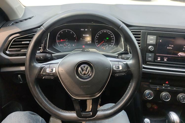 Used Volkswagen T-ROC 2019 280TSI DSG Two-Wheel Drive Comfort Version China VI Standard