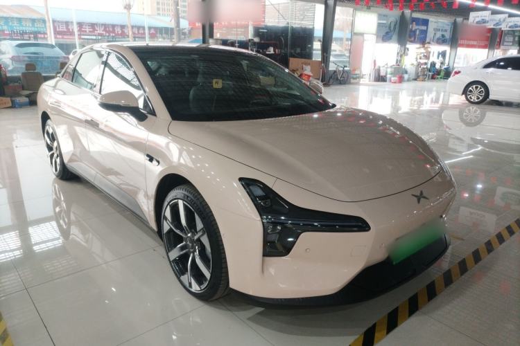 Used XPeng MONA M03 2024 620 with Ultra-Long Range Front Right 45 Deg