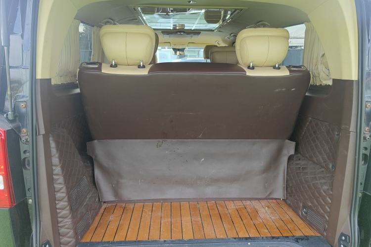 Used Mercedes-Benz Vito 2016 2.0T Elite Edition Trunk