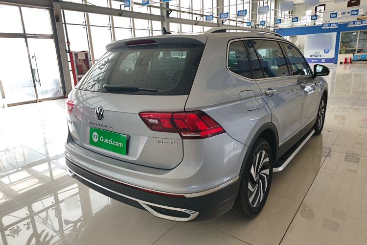 Used Volkswagen Tiguan L 2022 330TSI Automatic Two-Wheel Drive Smart Edition Rear Right 45 Deg