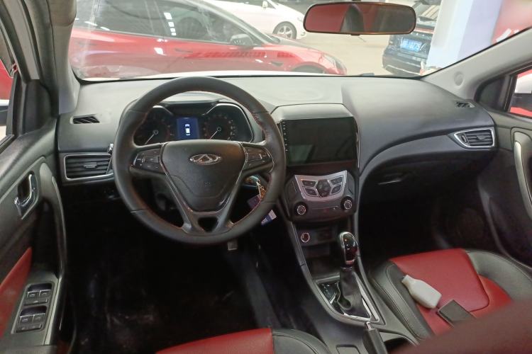 Used Chery Arrizo 5 2017 SPORT 1.5T CVT Luxury Edition Center Console