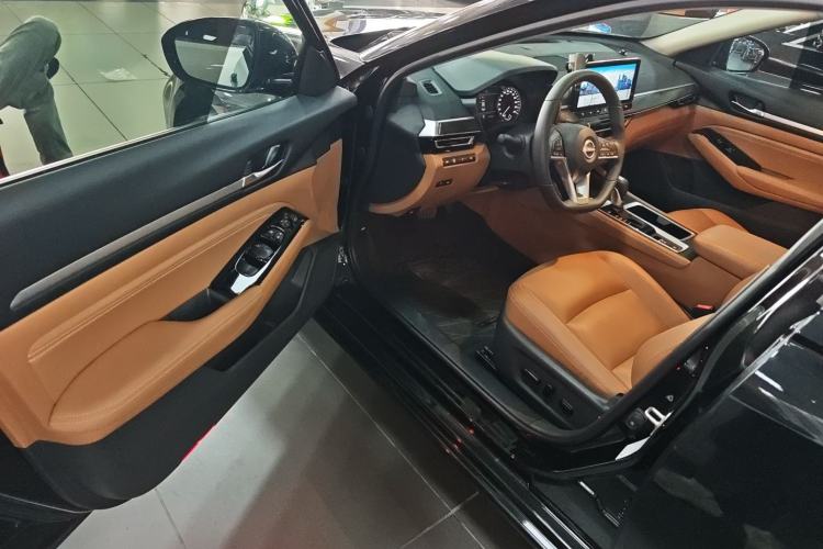 Used Nissan Teana 2024 2.0L XE Genuine Edition Driver Seat