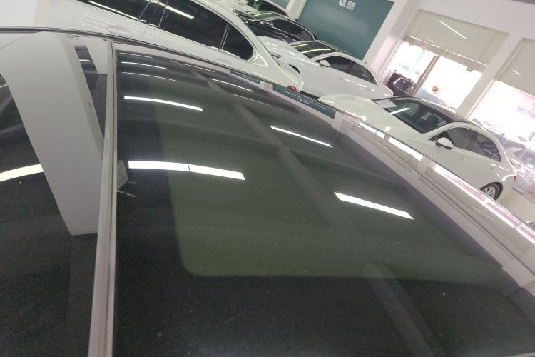 Used Mercedes-Benz E-Class 2018 Facelift E 300 L Luxury Edition
