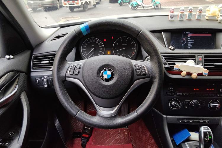 Used BMW X1 2015 sDrive18i Fashion Upgrade Edition
