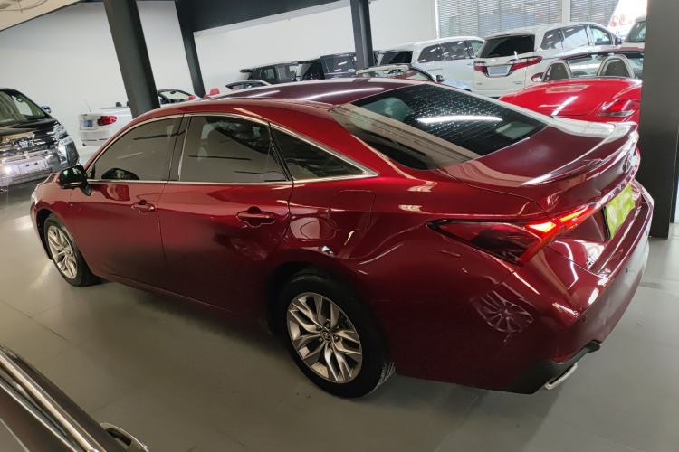 Used Toyota Avalon 2019 2.5L Ambition Version China VI Standard
