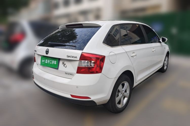 Used Skoda Rapid Spaceback 2016 1.6L Automatic Chuanxing Edition Rear Right 45 Deg
