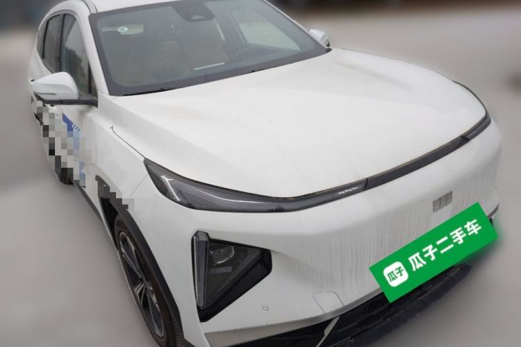 Used Geely Galaxy L7 2025 EM-i 115km Exploration+ Edition Front Right 45 Deg