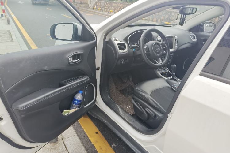 Used Jeep Compass 2020 220T Automatic Leading Edition