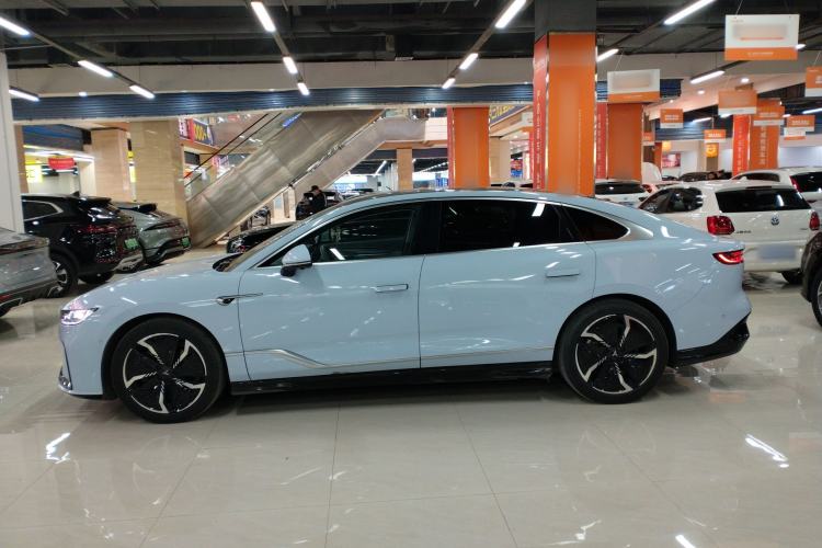 Used VOYAH PASSION 2023 Four-Wheel Drive Flagship Edition
