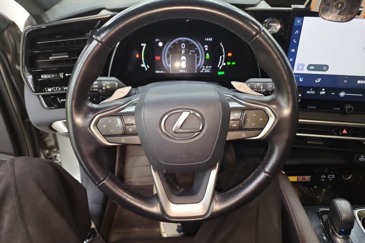 Used Lexus RX New Energy 2023 450h+ Four-Wheel Drive Enjoyment Edition Steering Wheel