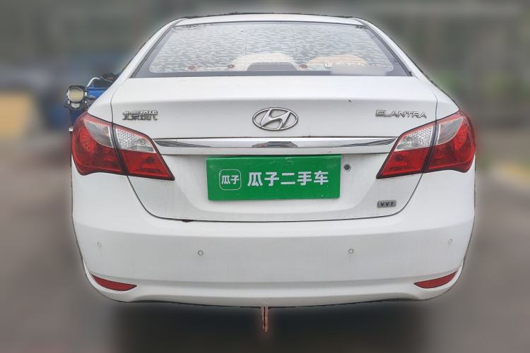 Used Hyundai Celesta 2011 1.6L Manual Luxury Model Rear