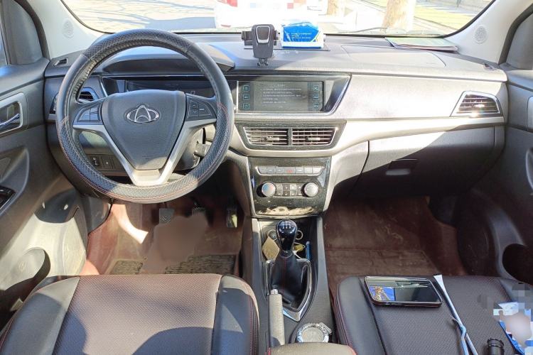 Used CHANGAN KAICHENG Oushang A600 2016 1.5L Manual Luxury 7-Seater
