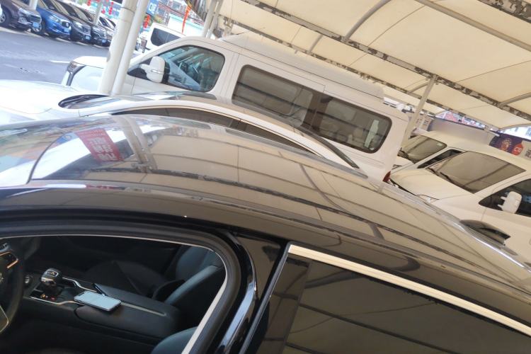 Used Hongqi E-QM5 2022 431 km Charge & Enjoy Edition
