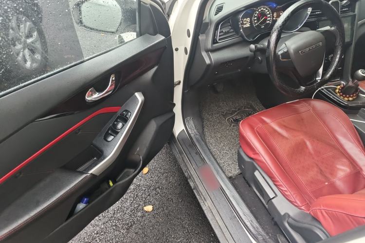 Used Venucia D60 2018 1.6L Manual Comfort Edition Driver Seat