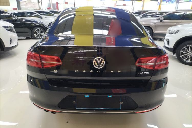 Used Volkswagen Magotan 2017 330TSI DSG Leading Model Rear