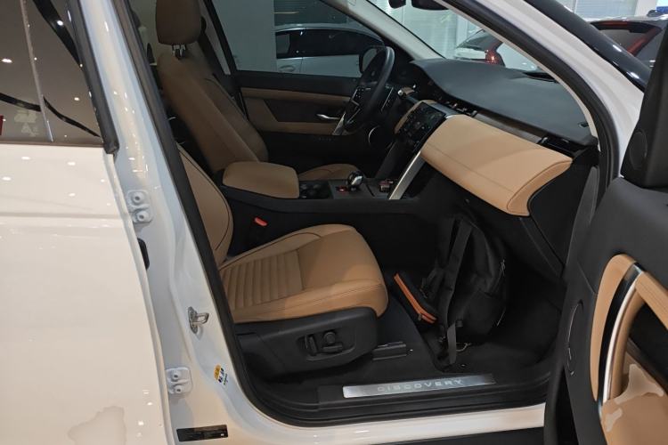 Used Land Rover Discovery Sport 2025 249 PS Performance Tech Edition Right Front Seat