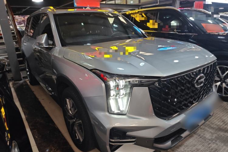 Used GAC Trumpchi GS8 2022 Flagship Series 2.0 TGDI Four-Wheel Drive Luxury Smart Connectivity Version (6 Seats) Front Right 45 Deg