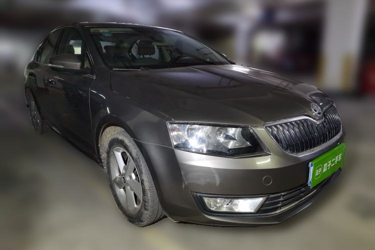 Used Skoda Octavia 2015 1.6L Automatic Eado Edition
