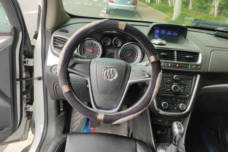 Used Buick Encore 2015 1.4T Automatic Two-Wheel Drive Urban Elite Version
