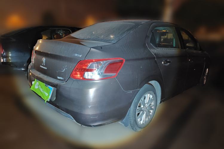 Used Peugeot 301 2014 1.6L Manual Comfort Edition
