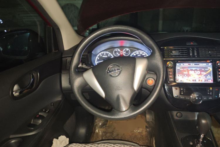 Used Nissan Tiida 2011 1.6L CVT Smart Version Steering Wheel