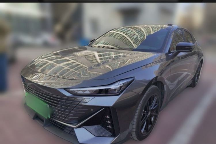 Used Changan UNI-V iDD 2023 ZhiDian iDD 1.5T 113km Smart & Fun Version