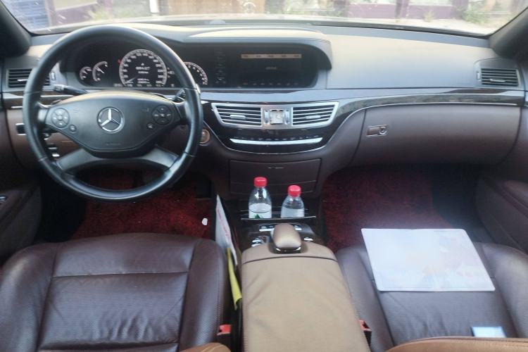 Used Mercedes-Benz S-Class 2010 S 300 L Luxury Model
