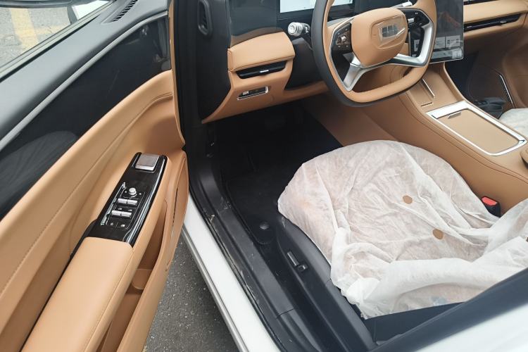 Used Geely Galaxy L7 2025 EM-i 115km Exploration Edition Driver Seat