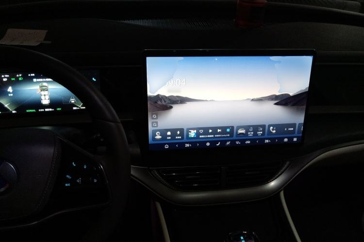 Used Denza D9 2024 DM-i 970 Luxury Model
