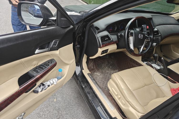 Used Honda Crosstour 2011 3.5L Flagship Edition