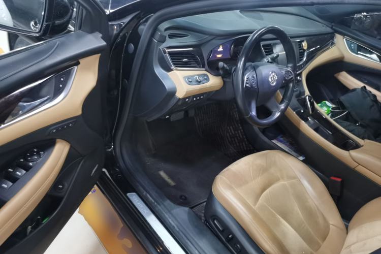 Used Buick LaCrosse 2018 28T Luxury Model