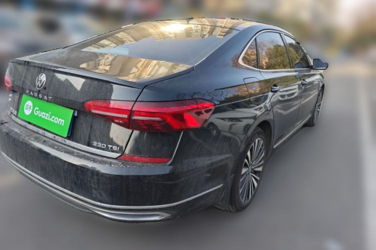 Used Volkswagen Passat 2021 330TSI Luxury Edition
