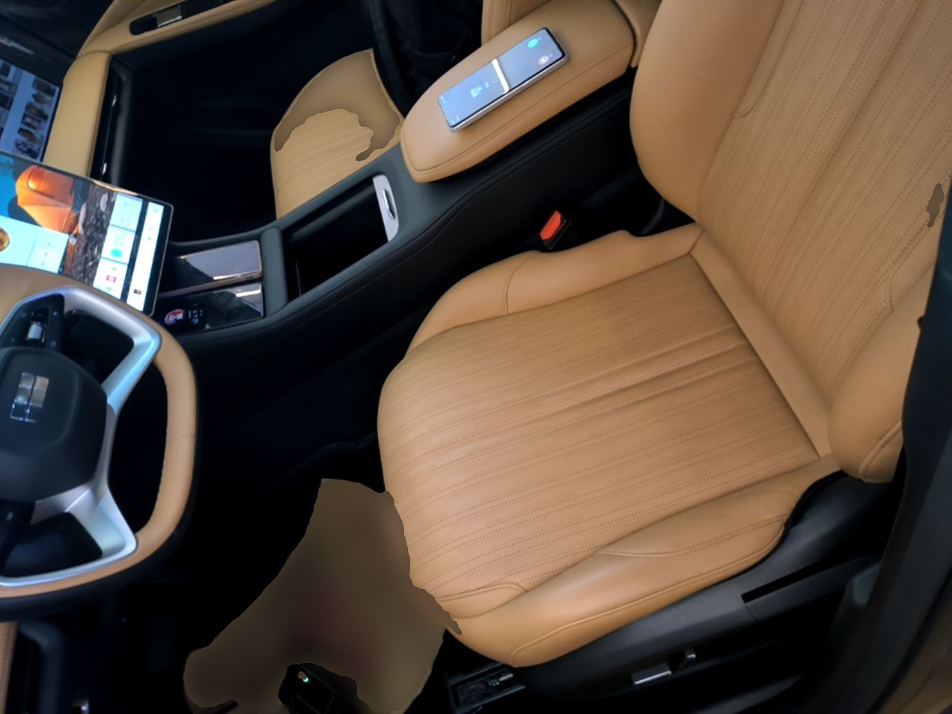Geely Galaxy L7 2023 1.5T 115 km PLUS — снимка 17