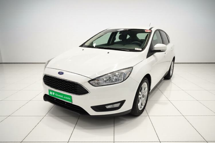 Used Ford Focus 2015 Hatchback 1.6L Automatic Comfort Model Front Left 45 Deg