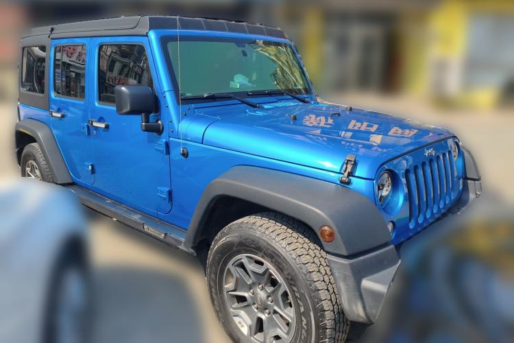 Used Jeep Wrangler 2015 3.6L Rubicon Four-Door Comfort Edition
