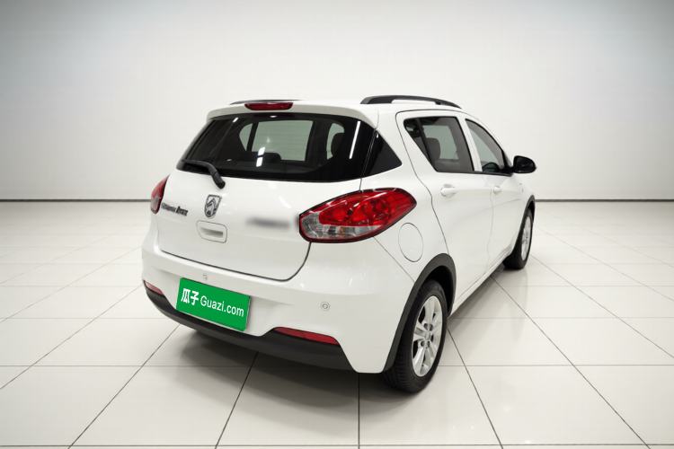 Used Baojun 310 2017 1.5L Automatic Fashion Model
