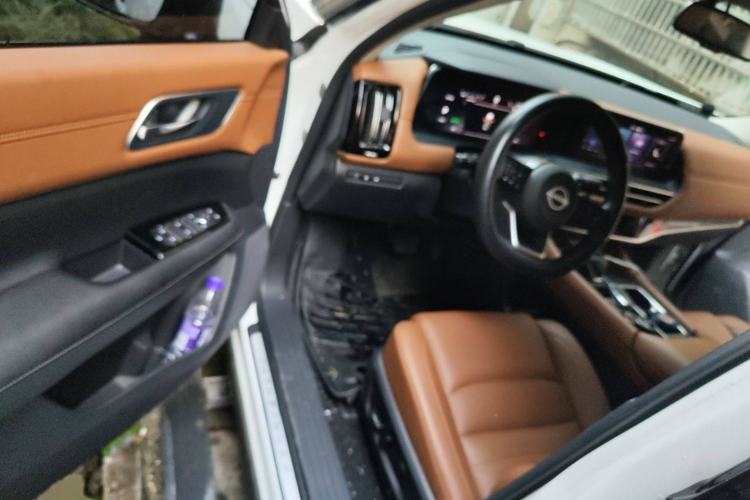 Used Nissan Pathfinder 2024 380 VC-TURBO Four-Wheel Drive Intelligent Driving Version 6 Seats Interior 3