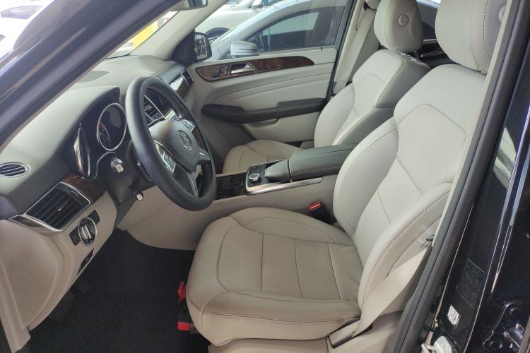 Used Mercedes-Benz M-Class 2014 ML 400 4MATIC Dynamic Model