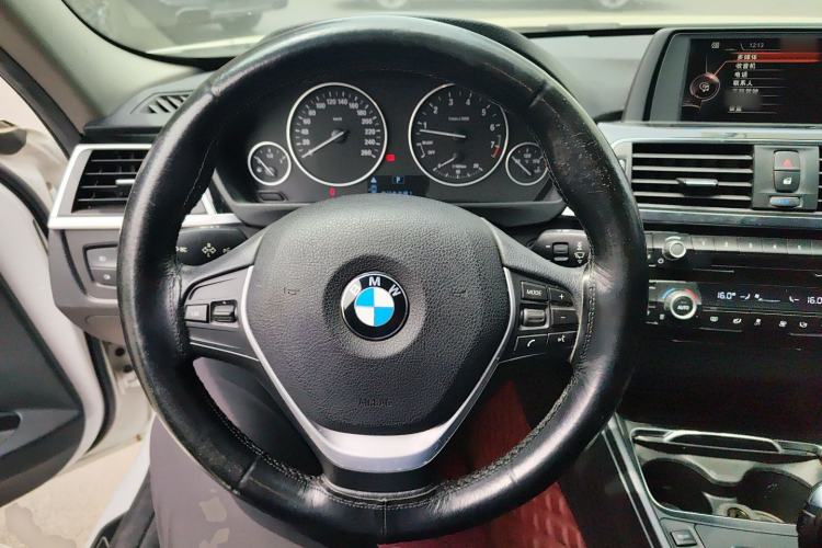 Used BMW 3 Series 2016 320Li Ambition Model Steering Wheel