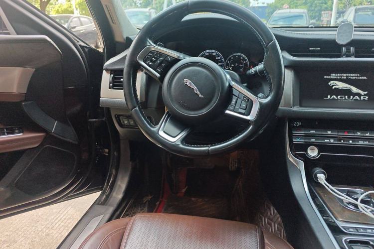 Used Jaguar XFL 2018 XFL 2.0T 250 PS Luxury Edition