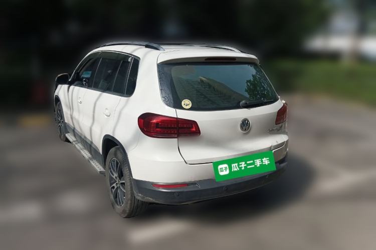 Used Volkswagen Tiguan 2013 1.8 TSI Automatic All-Wheel Drive Luxury Model Rear Left 45 Deg