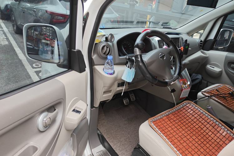 Used Nissan NV200 2018 1.6L CVT Luxury Model
