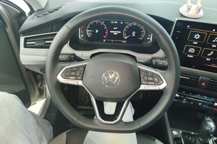 Used Volkswagen Bora 2023 300TSI DSG Prestige Edition Steering Wheel