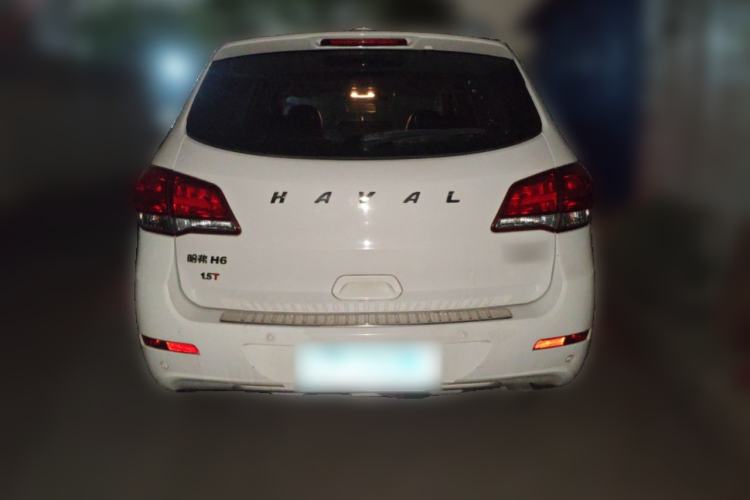 Used Haval H6 2015 Upgraded Model 1.5T Manual Two-Wheel Drive Elite Version