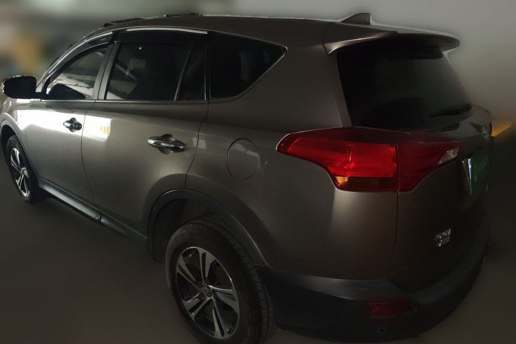 Used Toyota RAV4 2015 2.0L CVT Four-Wheel Drive New Edition Rear Left 45 Deg