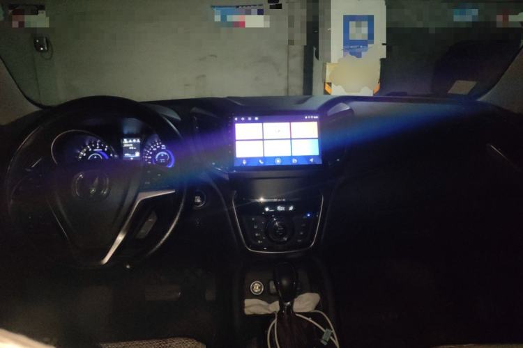 Used CHANGAN CS75 2016 1.8T Automatic Prestige Model China V Standard Center Console