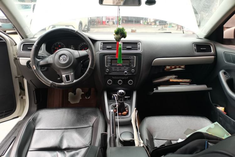 Used Volkswagen Sagitar 2014 Revised Version 1.6L Manual Comfort Edition
